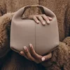 Béri Edition  Textured Taupe