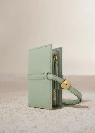 Kayé Card Holder Edition  Textured Duo Fresh Almond