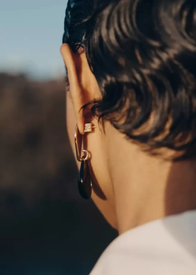 Naé Earrings Edition  Smoked glass