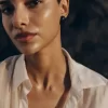 Naé Stud Earrings Edition  Smoked glass