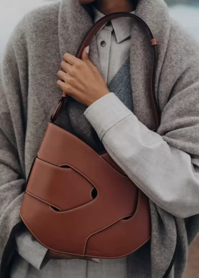 Nodde Hobo Edition Smooth Cognac Nodde Hobo Edition Smooth Cognac