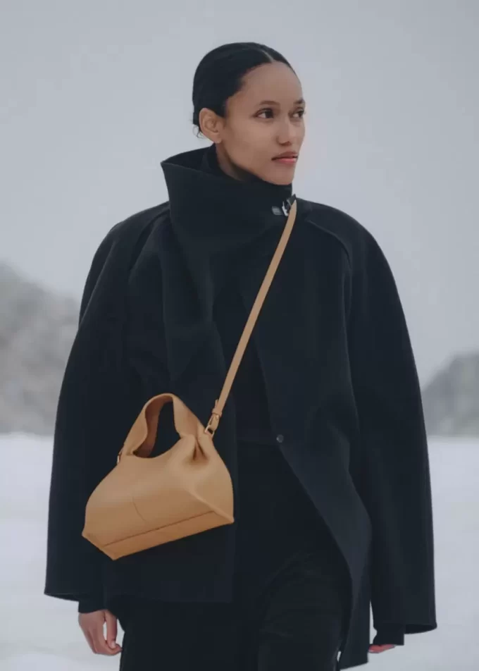 Numéro Neuf Mini Edition  Textured Ocher