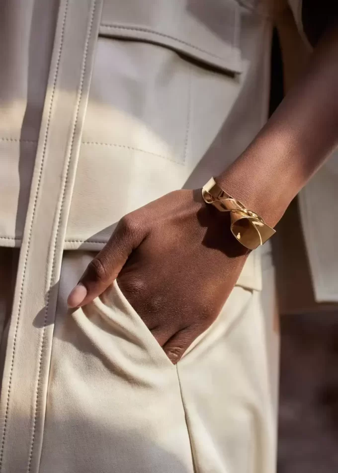 Éole Cuff Edition 24 carat gold gilded Éole Cuff Edition 24 carat gold gilded