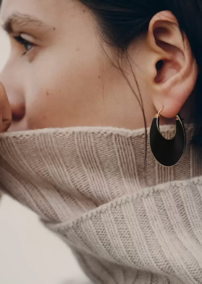 Éole Slim Hoop Earrings Edition Black Leather Éole Slim Hoop Earrings Edition Black Leather